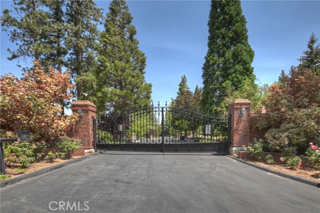 Detail Gallery Image 59 of 64 For 28324 Somerset Ln, Lake Arrowhead,  CA 92352 - 4 Beds | 4/1 Baths