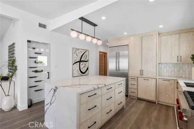 600 26th Street, Manhattan Beach, California 90266, 3 Bedrooms Bedrooms, ,2 BathroomsBathrooms,Residential,Sold,26th,SB22148889