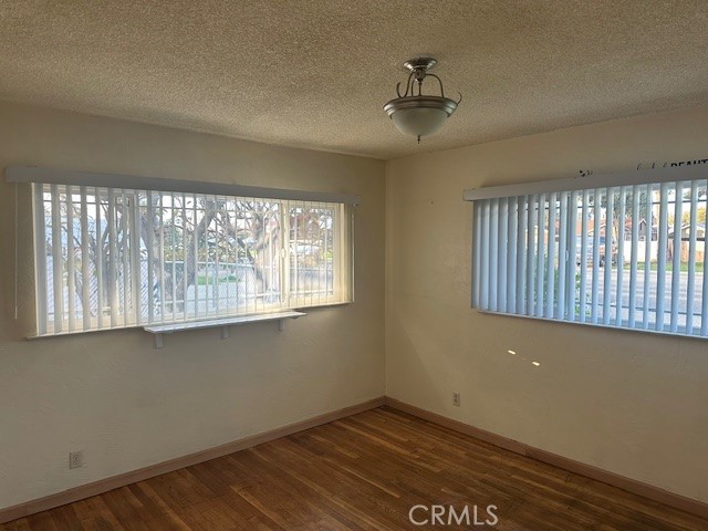 Image 7 of 21 For 4984 Belmont Avenue