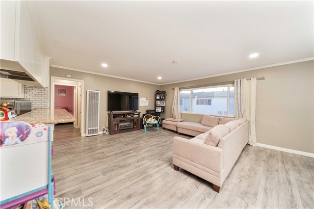 Detail Gallery Image 6 of 24 For 6021 Gage #4,  Bell Gardens,  CA 90201 - 2 Beds | 1 Baths