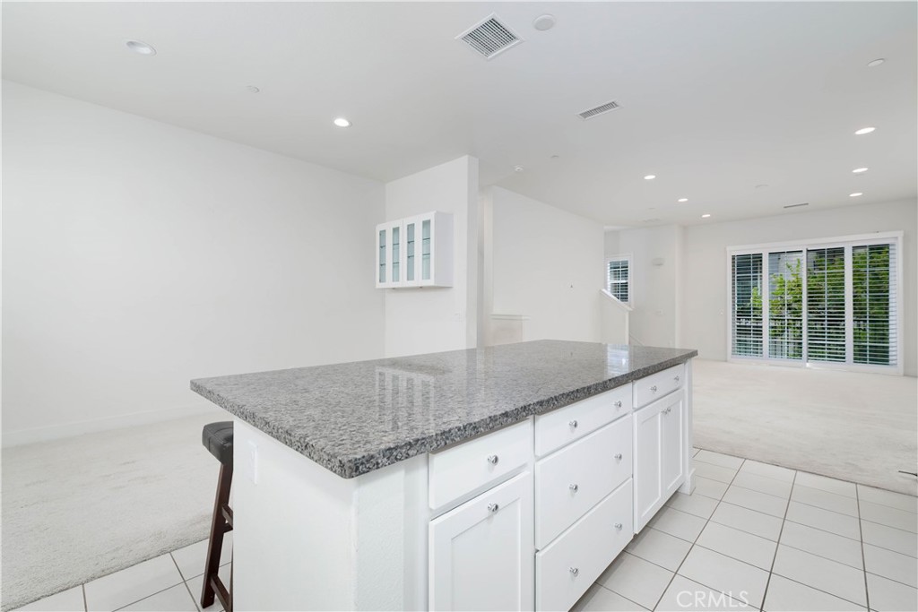 MLS #WS25237503 image #13