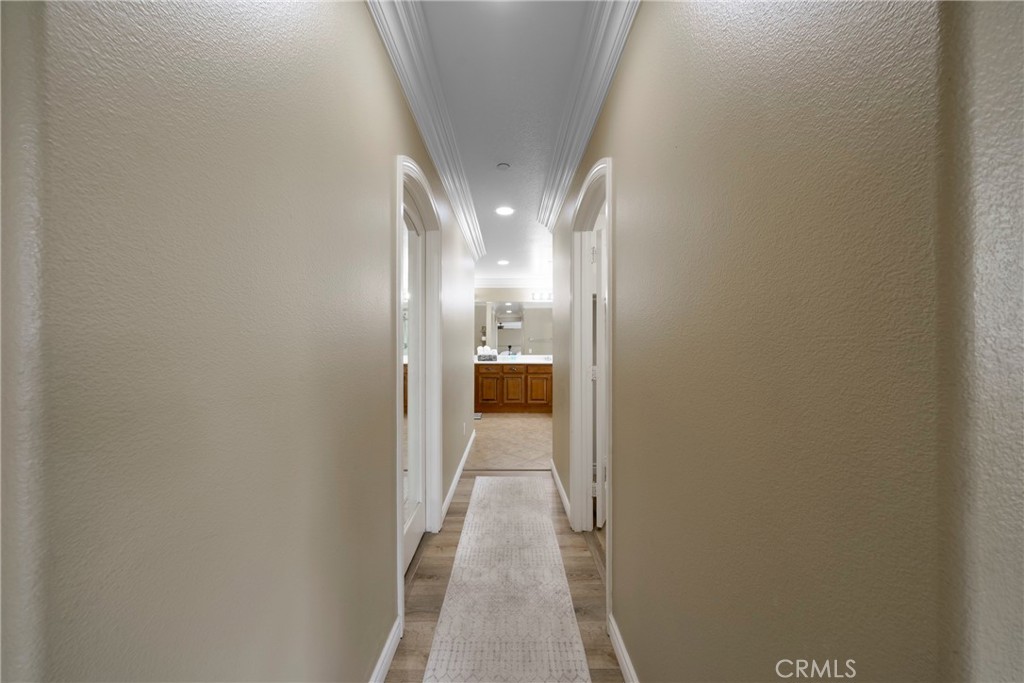 https://media.crmls.org/medias/644344ba-abcd-418b-b52a-cf5d86aab7e6.jpg?preset=X-Large