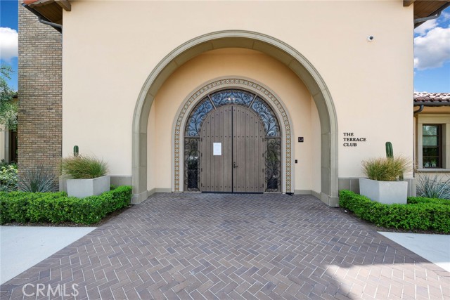 11537 Alton Drive, Corona CA: https://media.crmls.org/medias/64446142-c92c-4bdd-bedd-b71ded4213ef.jpg
