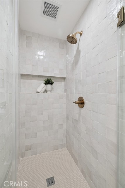 Detail Gallery Image 20 of 33 For 21 La Cadena St, Santa Barbara,  CA 93103 - 3 Beds | 2/1 Baths