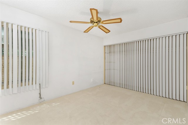 2797 Persimmon Place, Riverside CA: https://media.crmls.org/medias/644571f8-79b8-4008-b266-526db63efc7a.jpg