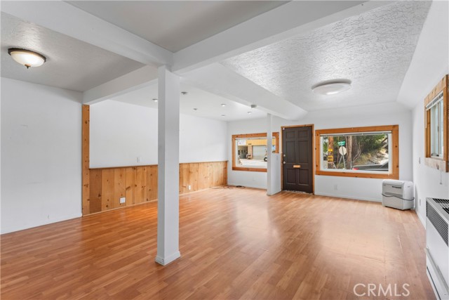 29135 Hook Creek Road, Cedar Glen CA: https://media.crmls.org/medias/6445a292-1515-4485-80ff-e39e126a48dc.jpg