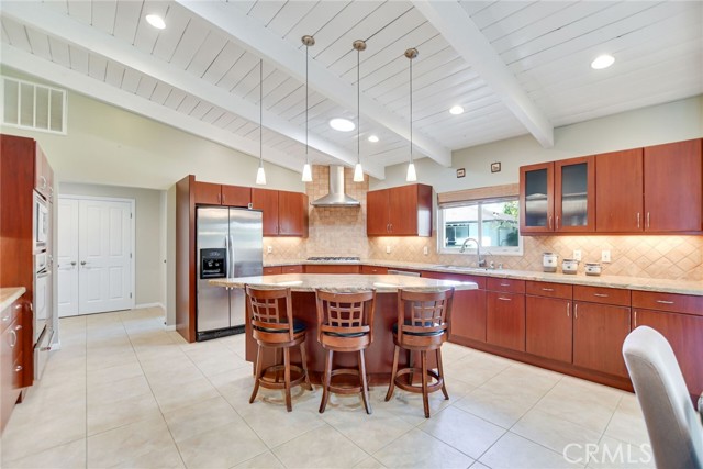 Detail Gallery Image 13 of 69 For 5531 Cornwall Ave, Riverside,  CA 92506 - 4 Beds | 3 Baths