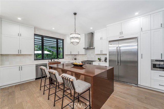 4706 Katherine Avenue, Sherman Oaks CA: https://media.crmls.org/medias/6445da14-6fef-4d7d-963a-cbb11b85bda4.jpg