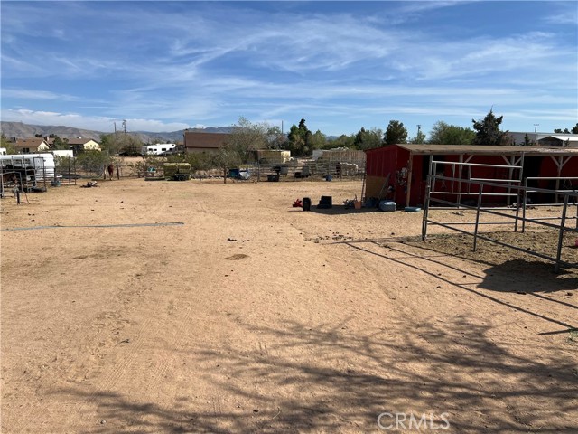 Detail Gallery Image 7 of 9 For 17911 Fresno St, Hesperia,  CA 92345 - 3 Beds | 2 Baths