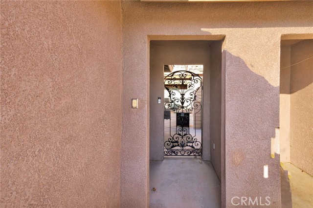 Detail Gallery Image 6 of 45 For 14193 Jicarilla Rd #302,  Apple Valley,  CA 92307 - 3 Beds | 3 Baths