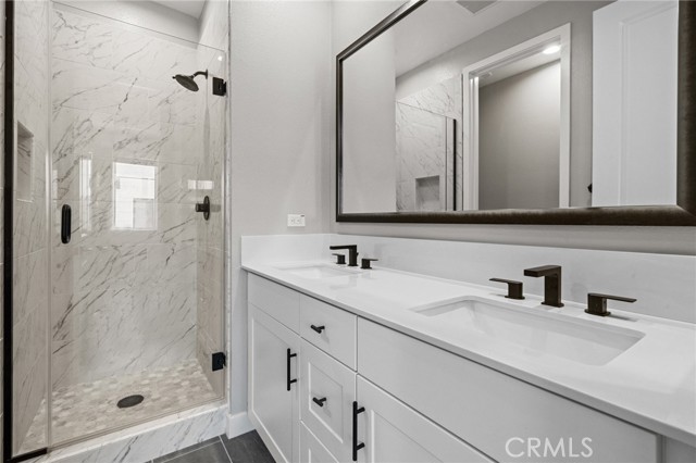 2151 Crescent, Gardena CA: https://media.crmls.org/medias/64478c0c-3f68-4316-bffd-cd9171a671b2.jpg