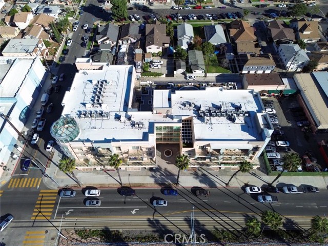 Detail Gallery Image 45 of 46 For 1598 Long Beach #407,  Long Beach,  CA 90813 - 2 Beds | 3 Baths