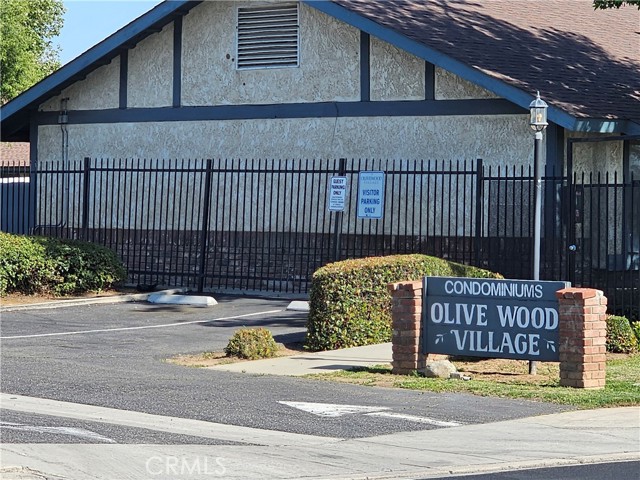 Detail Gallery Image 2 of 27 For 12860 Perris Bld #D6,  Moreno Valley,  CA 92553 - 2 Beds | 2 Baths