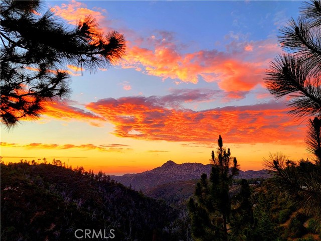 1119 Brentwood Drive, Lake Arrowhead CA: https://media.crmls.org/medias/64486c9a-40a0-4ac5-9a24-f3b896f38d88.jpg