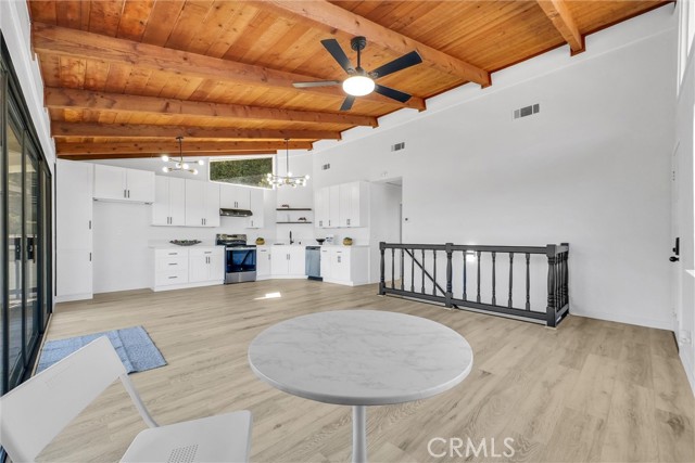 Detail Gallery Image 4 of 41 For 33580 Landerville, Lake Elsinore,  CA 92530 - 3 Beds | 2 Baths