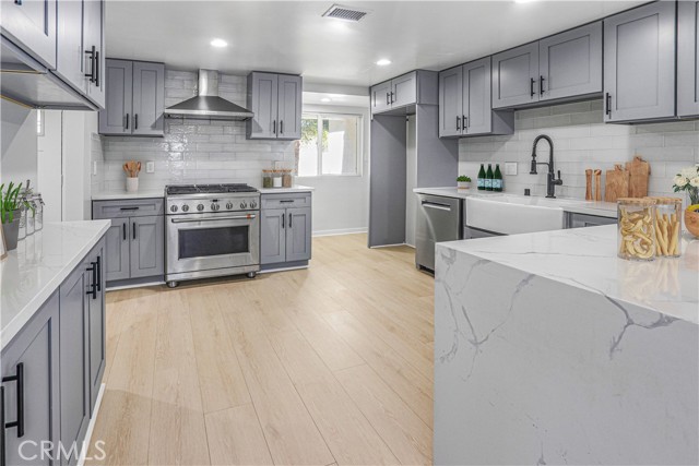 Detail Gallery Image 4 of 28 For 29414 S Bayend Dr, Rancho Palos Verdes,  CA 90275 - 5 Beds | 3 Baths