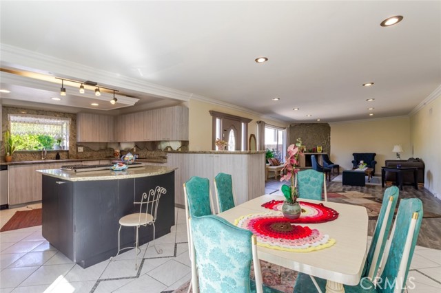 Detail Gallery Image 14 of 34 For 19026 Keswick, Reseda,  CA 91335 - 2 Beds | 2 Baths