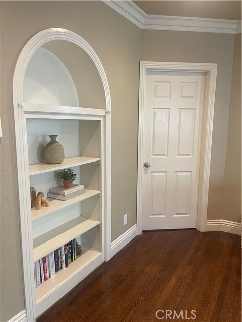 Detail Gallery Image 3 of 21 For 1062 E 2nd, Long Beach,  CA 90802 - 2 Beds | 2 Baths