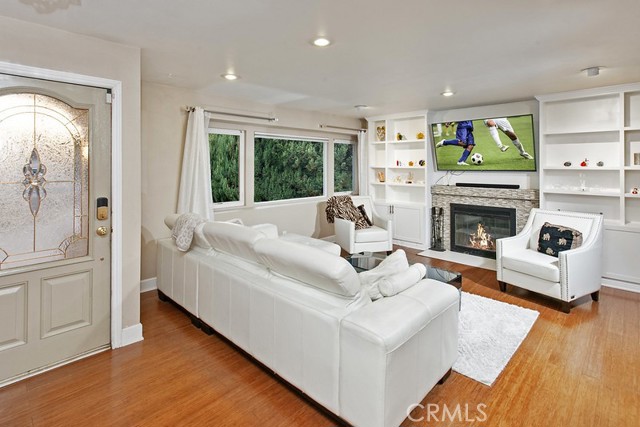 7900 Vicki Avenue, West Hills CA: https://media.crmls.org/medias/644c66cc-a818-4a2c-81dd-bca494714869.jpg
