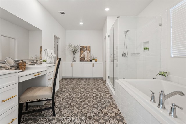 2569 Pasture Glen, Escondido CA: https://media.crmls.org/medias/644c6ae4-94a6-439b-81a0-16339e52d3f5.jpg