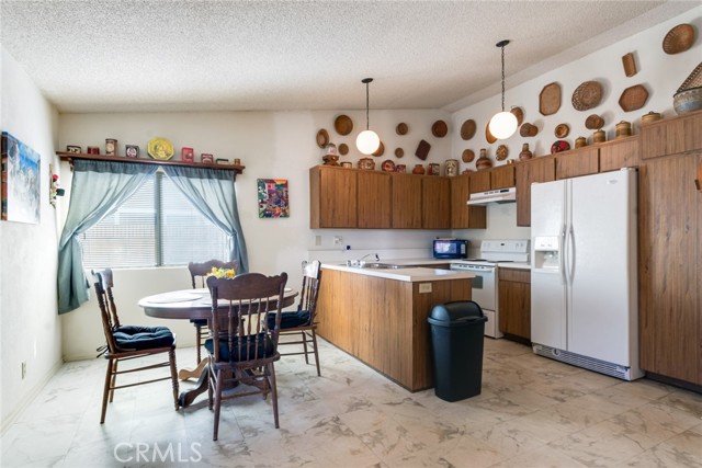 Detail Gallery Image 6 of 23 For 19319 Temre Ln, Rowland Heights,  CA 91748 - 4 Beds | 2 Baths