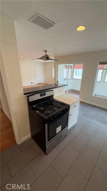 Detail Gallery Image 42 of 47 For 1174 E Ocean Bld #7,  Long Beach,  CA 90802 - 2 Beds | 1 Baths