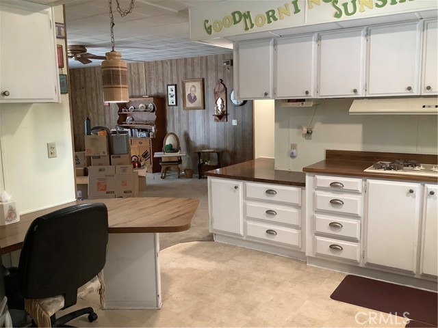 Detail Gallery Image 21 of 68 For 19242 Monterey St, Hesperia,  CA 92345 - 3 Beds | 2 Baths