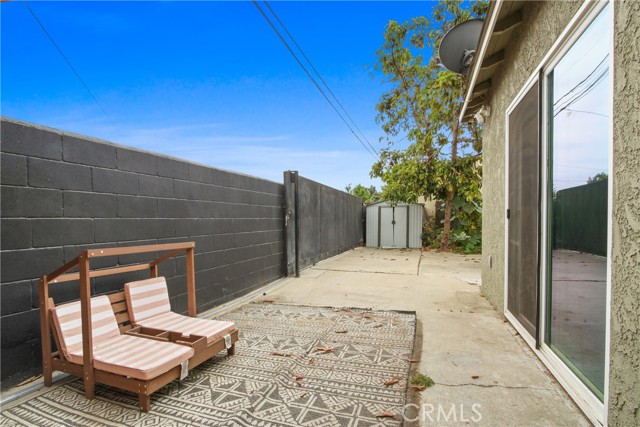 11612 Virginia Avenue, Lynwood CA: https://media.crmls.org/medias/644e6b01-7406-4324-b24d-c959f7ba3db0.jpg