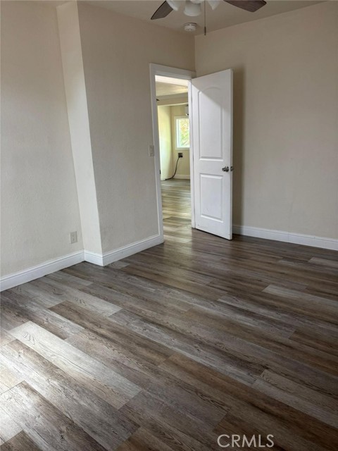 Detail Gallery Image 6 of 20 For 1500 Palm Dr, Bakersfield,  CA 93305 - 3 Beds | 2 Baths