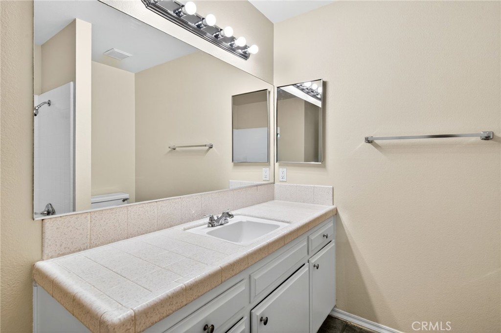 MLS #OC25241667 image #22