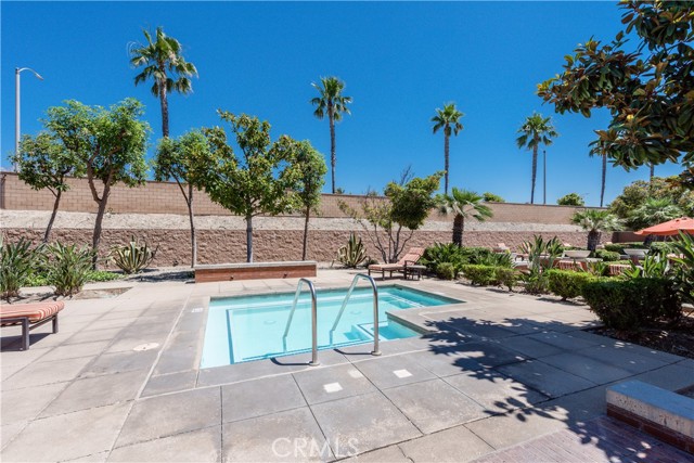 Detail Gallery Image 28 of 31 For 12371 Claredon Dr #6,  Rancho Cucamonga,  CA 91739 - 3 Beds | 3/1 Baths