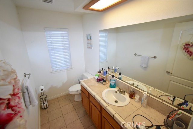 Detail Gallery Image 17 of 33 For 11130 Tenaya Rd, Apple Valley,  CA 92308 - 4 Beds | 2/1 Baths