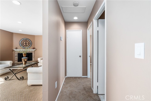 Detail Gallery Image 9 of 19 For 2891 Canyon Crest Dr #59,  Riverside,  CA 92507 - 1 Beds | 1 Baths
