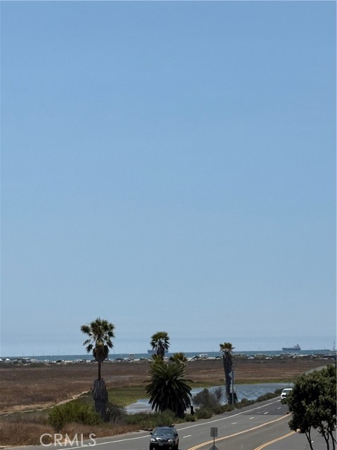 Detail Gallery Image 12 of 17 For 4441 Los Patos Ave, Huntington Beach,  CA 92649 - 3 Beds | 3/2 Baths