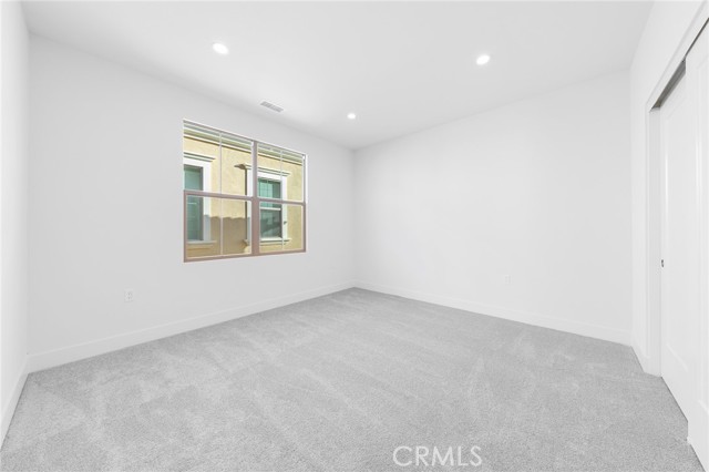 118 sunnybank Boulevard, Irvine CA: https://media.crmls.org/medias/64522fe3-0305-41f4-b768-b8c477350211.jpg