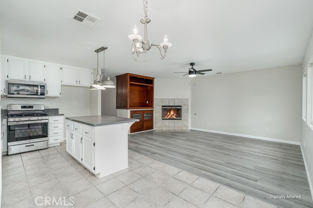 Detail Gallery Image 8 of 34 For 4680 Birchleaf, Hemet,  CA 92545 - 4 Beds | 2 Baths