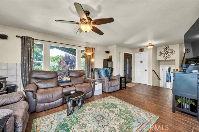 Detail Gallery Image 4 of 50 For 10225 Kelsey Creek Dr, Kelseyville,  CA 95451 - 3 Beds | 3 Baths