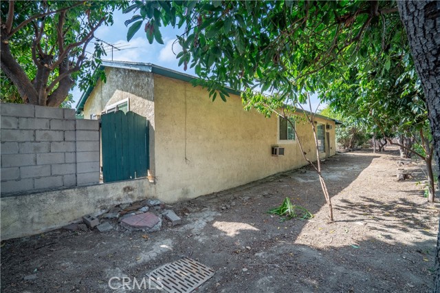 10907 Danielson Drive, South El Monte CA: https://media.crmls.org/medias/645588b2-e887-46b0-b618-f34f16d21fb4.jpg