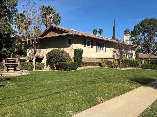 Front Image Thumbnail for CROC26032367