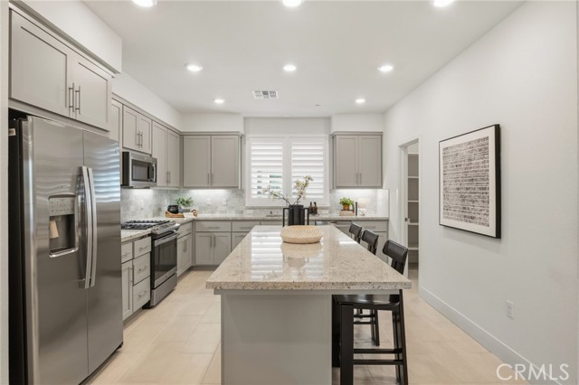 Detail Gallery Image 8 of 32 For 45235 Wisdom Road #1003,  Fremont,  CA 94538 - 4 Beds | 3 Baths