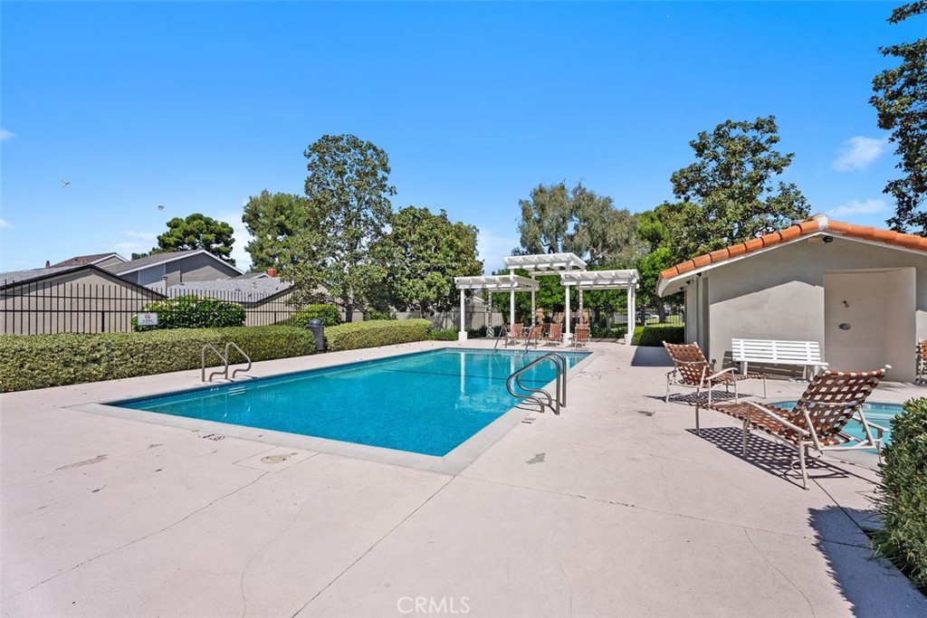 MLS #OC25225891 image #42