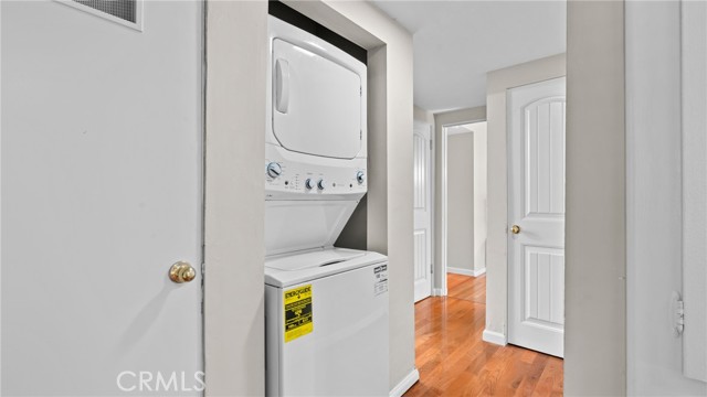 Detail Gallery Image 20 of 44 For 927 Alta Loma Dr, Corona,  CA 92882 - 4 Beds | 2 Baths