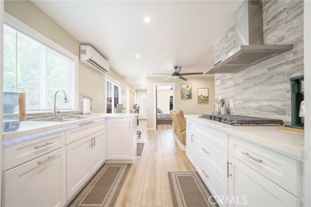 8217 Towne Avenue, Los Angeles CA: https://media.crmls.org/medias/6456dd6a-04a5-4812-9c2c-96948705113c.jpg