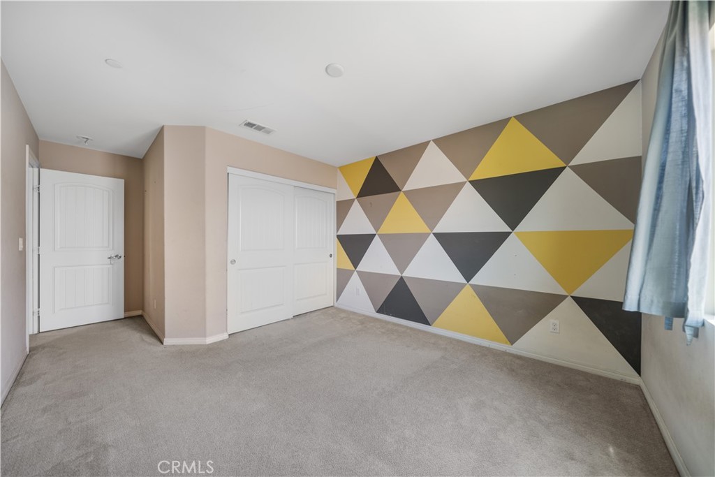 https://media.crmls.org/medias/64576164-dc5f-4dce-898a-6479280f7d09.jpg?preset=X-Large
