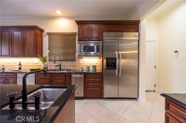 12920 Evermay Court, Rancho Cucamonga CA: https://media.crmls.org/medias/645908a0-4aa0-48a3-adfb-f52839200f29.jpg