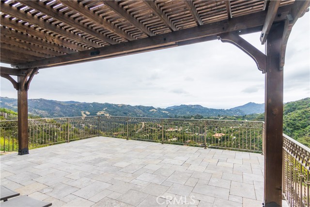 1620 Luse Tank Road, Topanga CA: https://media.crmls.org/medias/645a38b9-6c2e-4163-9775-7ba02e417693.jpg