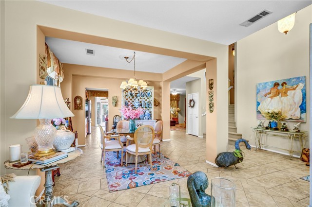 Detail Gallery Image 4 of 50 For 25304 Rolling Greens, Saugus,  CA 91350 - 6 Beds | 4 Baths