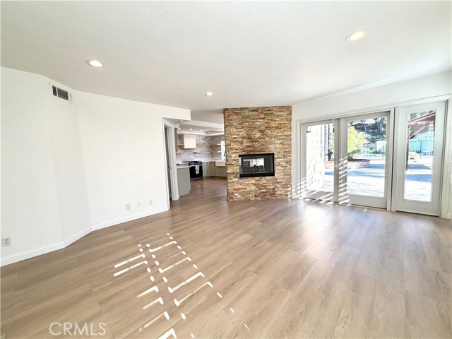 Detail Gallery Image 13 of 59 For 30219 Corte Cantera, Temecula,  CA 92591 - 4 Beds | 3/1 Baths