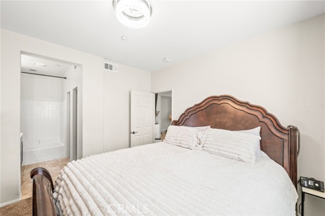 Detail Gallery Image 14 of 47 For 31210 Strawberry Tree, Temecula,  CA 92592 - 3 Beds | 2/1 Baths