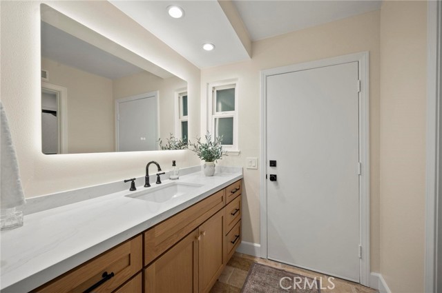 20516 Germain Street, Chatsworth CA: https://media.crmls.org/medias/645ca9fe-26ee-4129-8e6e-e8b9f209bf8f.jpg